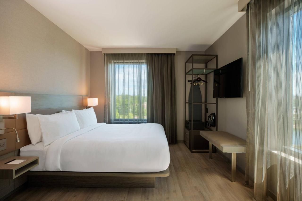 Ac Hotel By Marriott Tallahassee Universities At The Capitol Экстерьер фото
